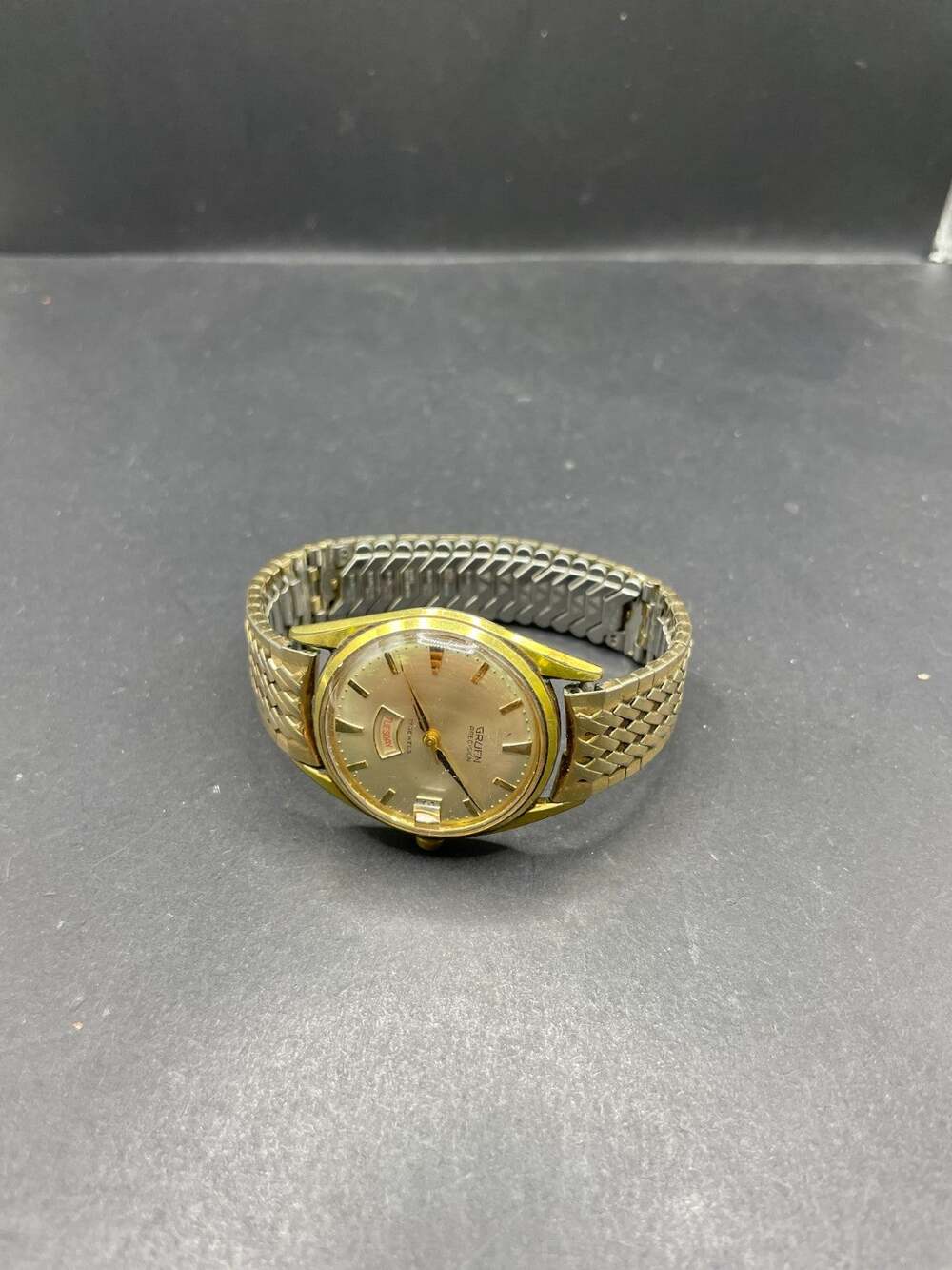 Vintage Gruen Precision Watch 17 Jewels Men's Gold Tone Stretch Band Working
